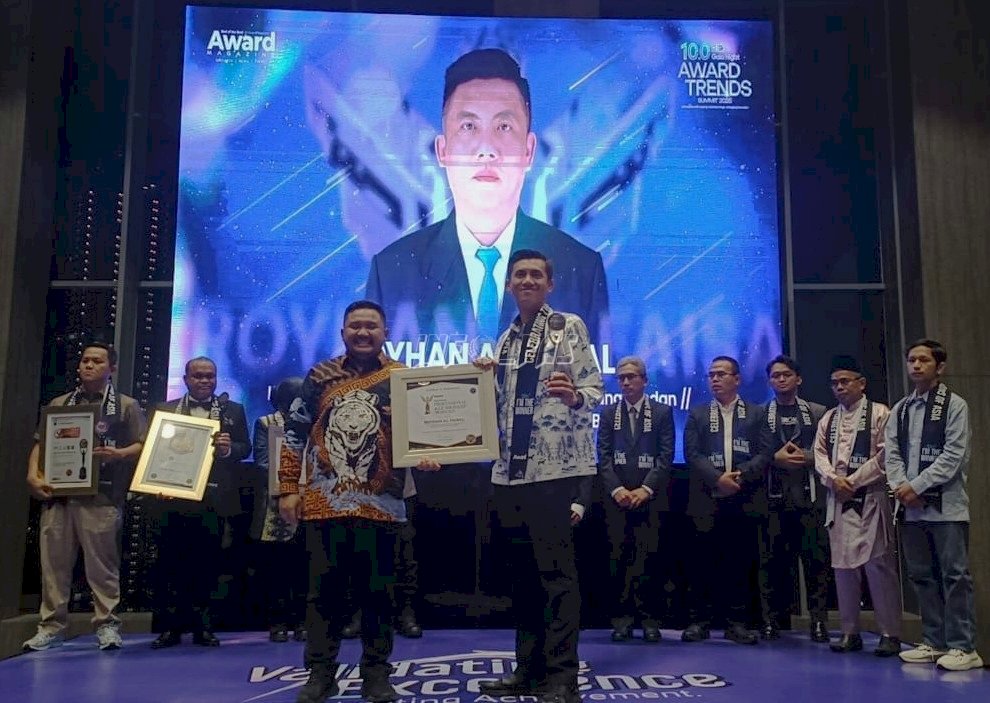 Kalapas Tanjungpandan Royhan Al Faisal Raih Inspiring Professional & Leadership Award 2025