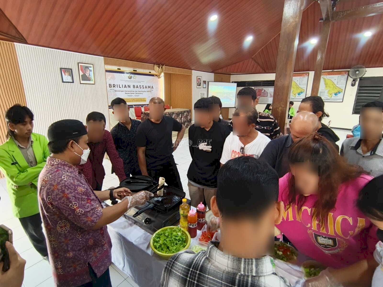 Dorong Kemajuan UMKM, Klien Bapas Semarang Berbagi Kiat Bisnis