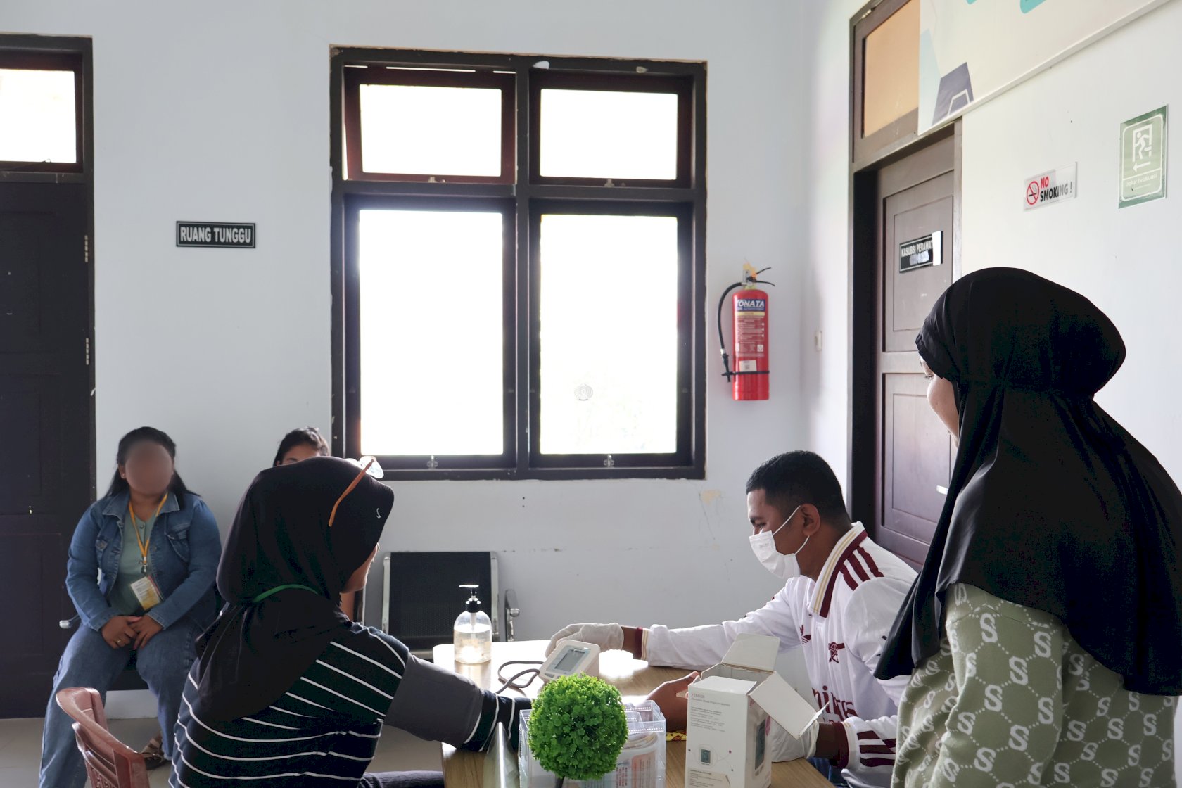 LPKA Ambon Peduli, Gelar Pemeriksaan Kesehatan Gratis untuk Keluarga Anak Binaan