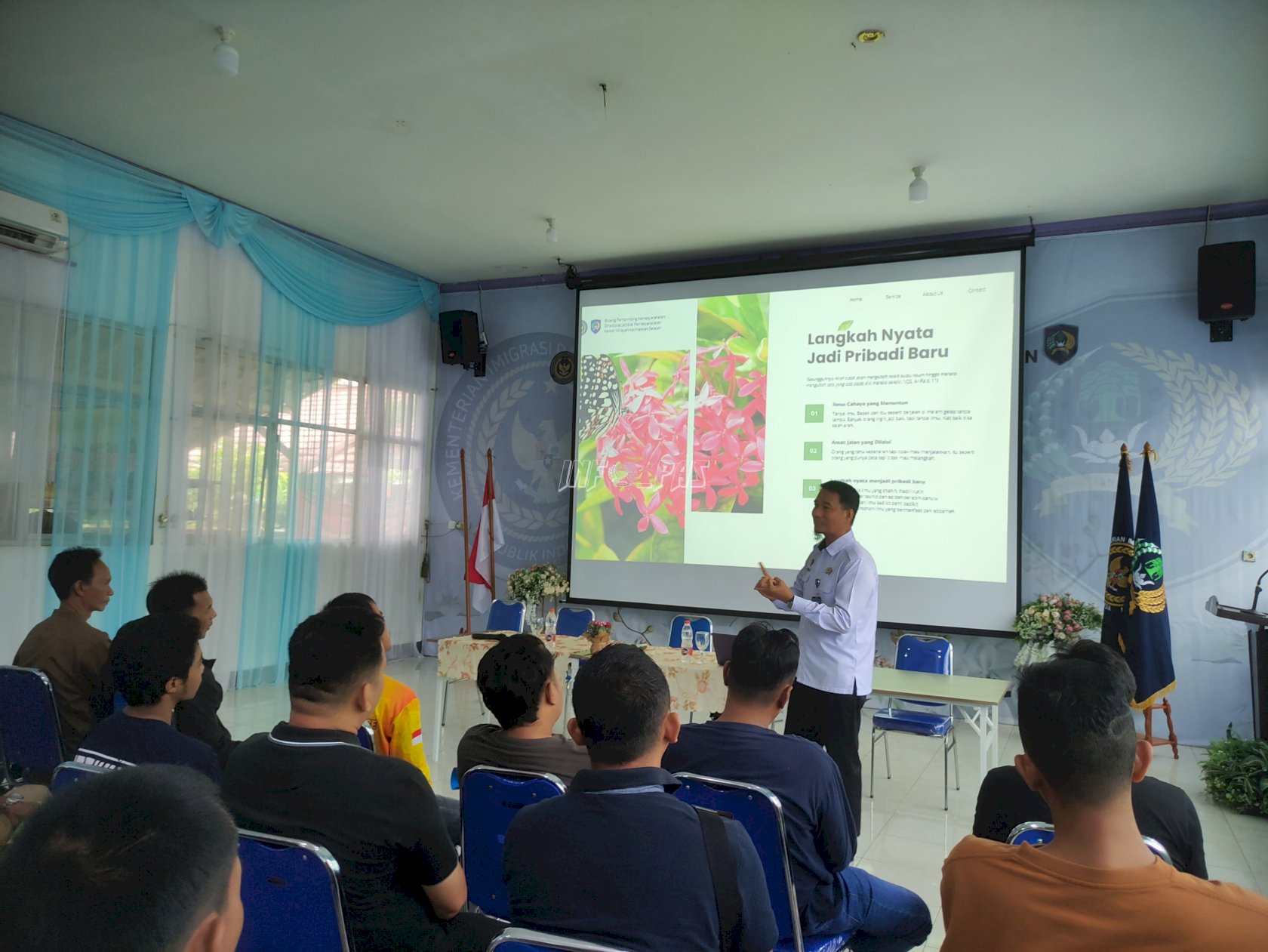 Gelar Penyuluhan, Kanwil Ditjenpas Kalsel Dorong Klien Bapas Banjarmasin Lebih Taat Hukum