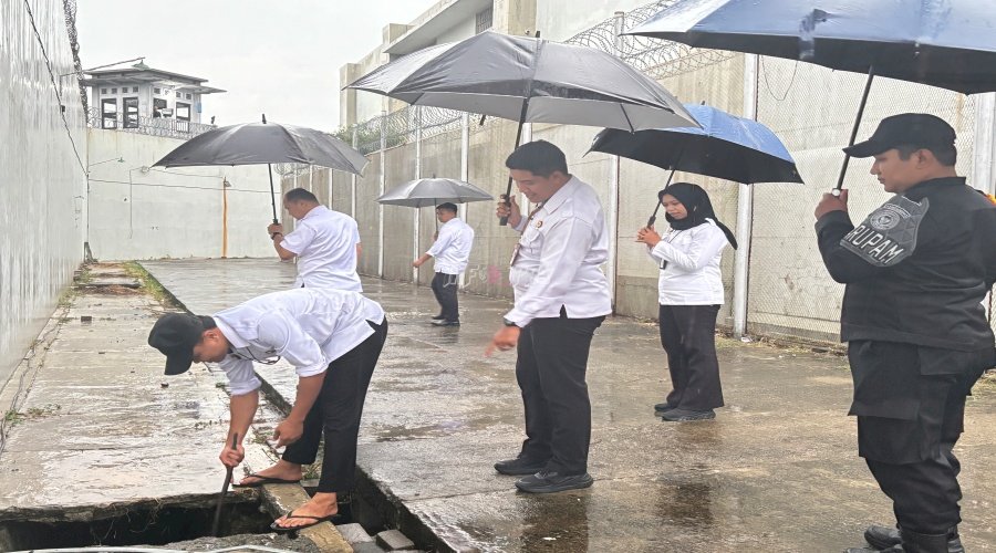Cuaca Gerimis Tak Surutkan Semangat Pengamanan di Lapas Pemuda Madiun 
