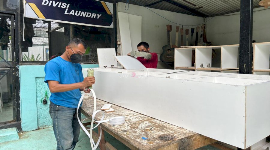 Pembinaan Kreatif di Lapas Cibinong, Buat Woody Loker Hingga Melukis Kipas Tangan