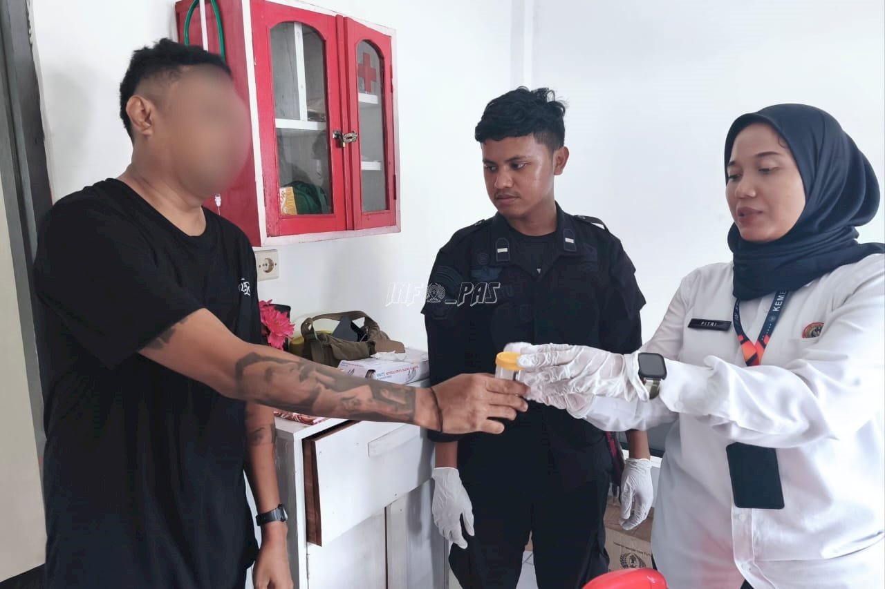Langkah Awal Bersih Narkoba, Lapas Wahai Tes Urine Warga Binaan Pindahan