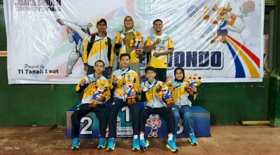 Berperan Sebagai Pelatih, PK Bapas Amuntai Antarkan Atlet Taekwondo HSU Juara Porprov XII Kalimantan Selatan