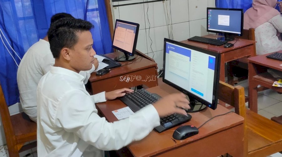 Tiga Warga Binaan Rutan Kebumen Jalani Ujian Paket C di SKB Kebumen