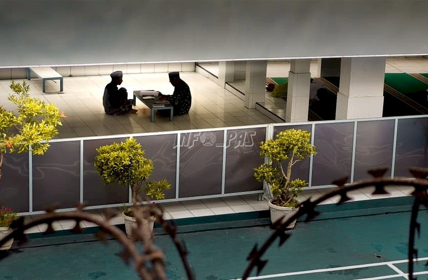 Cahaya Al-Qur’an di Balik Jeruji, Warga Binaan Rutan Kebumen Temukan Ketenangan Hati