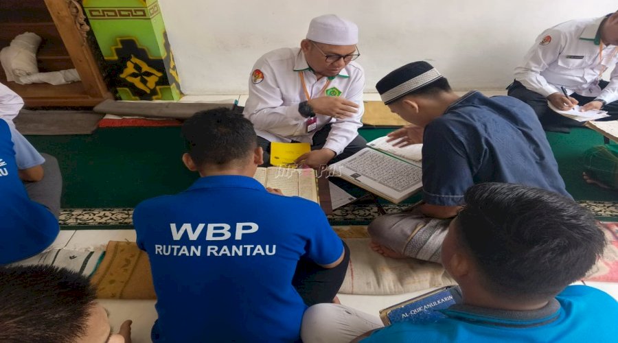 Sinergi Rutan Rantau dan Kemenag Kab. Tapin Hidupkan Spirit Mengaji di Balik Jeruji