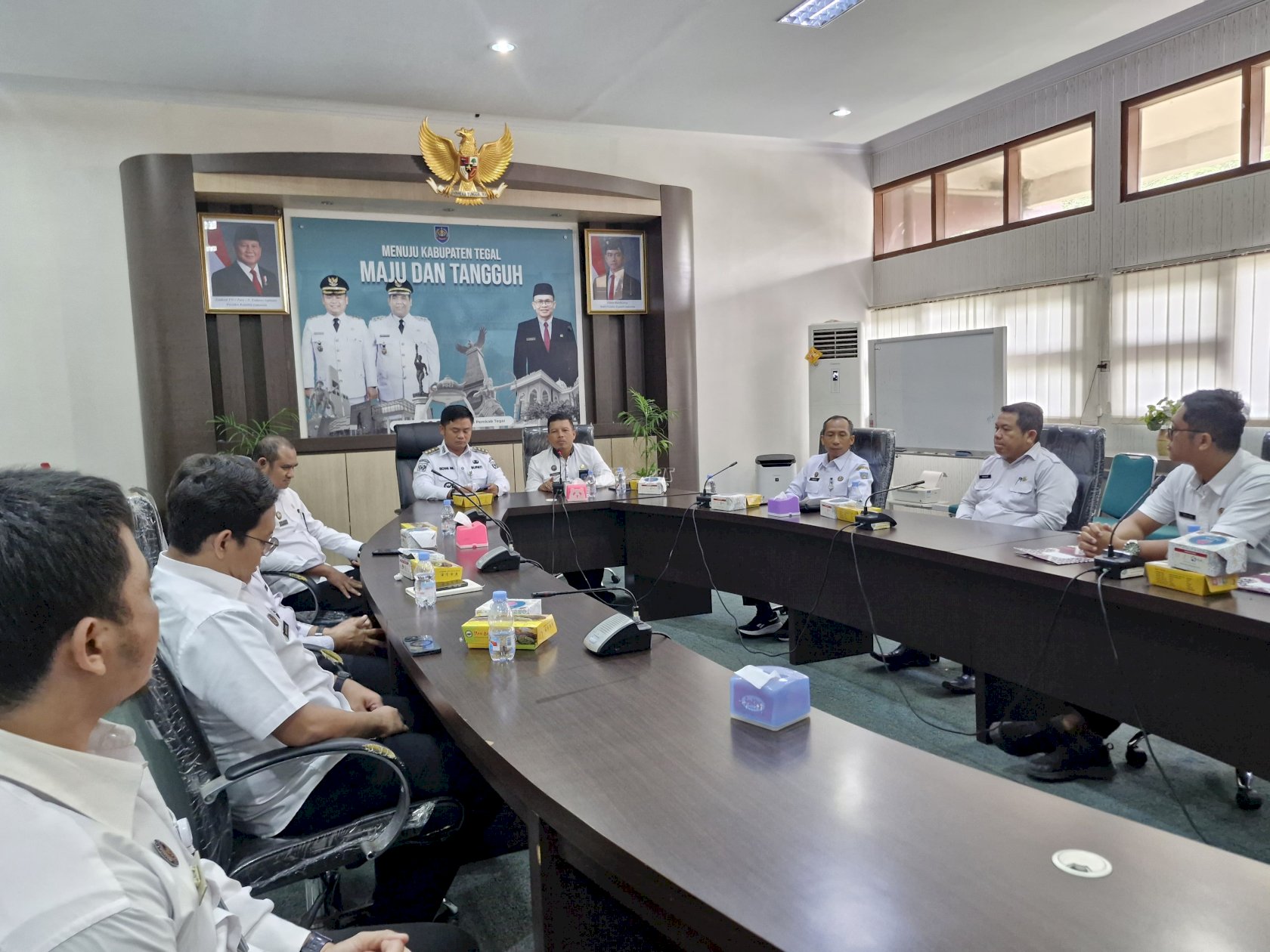 Temui Bupati Tegal, Kabapas Pekalongan Mantapkan Sinergi Hadapi KUHP Nasional 2026