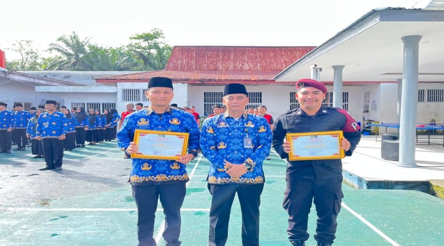 Lapas Muara Bulian Beri Penghargaan Pegawai Teladan Periode Triwulan IV Tahun 2025