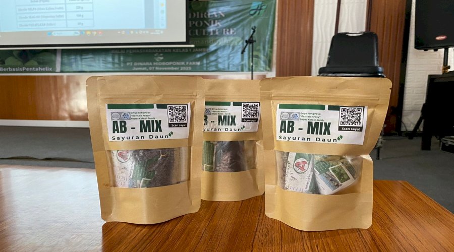 41 Bungkus Pupuk AB Mix Racikan Klien Bapas Jambi Ludes Terjual di CFD Tugu Keris Siginjai