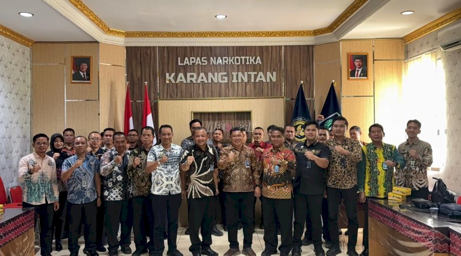 Lapas Narkotika Karang Intan Berbagi Inovasi Pembangunan ZI dengan Lapas Banjarmasin