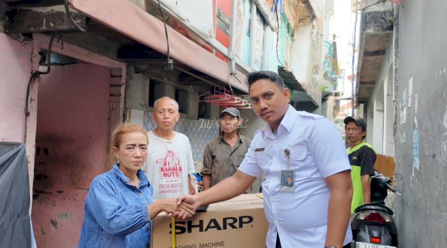 Dukung Kemandirian Keluarga Warga Binaan, Lapas Cipinang Salurkan Bantuan Alat Usaha