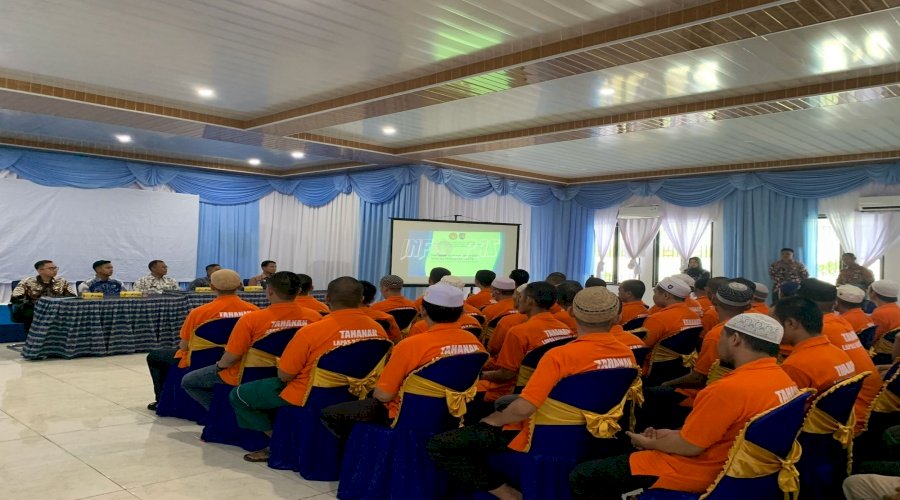 Kanwil Ditjenpas Kalsel Tingkatkan Disiplin Warga Binaan melalui Penyuluhan Hukum