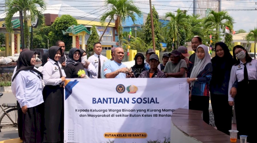 Jumat Berkah, Rutan Rantau Bagikan Makanan Gratis untuk Masyarakat Sekitar
