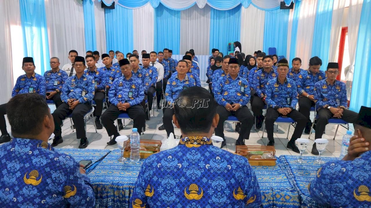 Perkuat Pengamanan Nataru, Kakanwil Ditjenpas Kalsel Pimpin Tes Urine di Lapas Banjarmasin