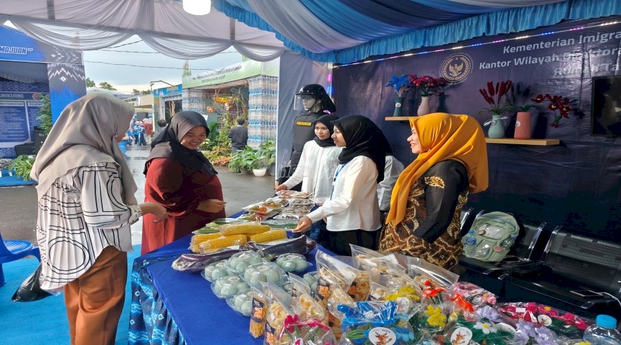 Produk UMKM Warga Binaan Rutan Pelaihari Diserbu Pengunjung Expo Tanah Laut 2025