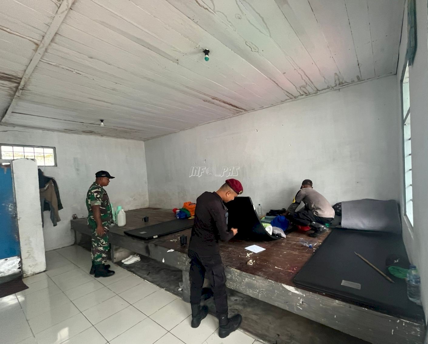 Lapas Saparua Gelar Razia Rutin dan Tes Urine, Perkuat Deteksi Dini Keamanan dan Pencegahan Narkoba