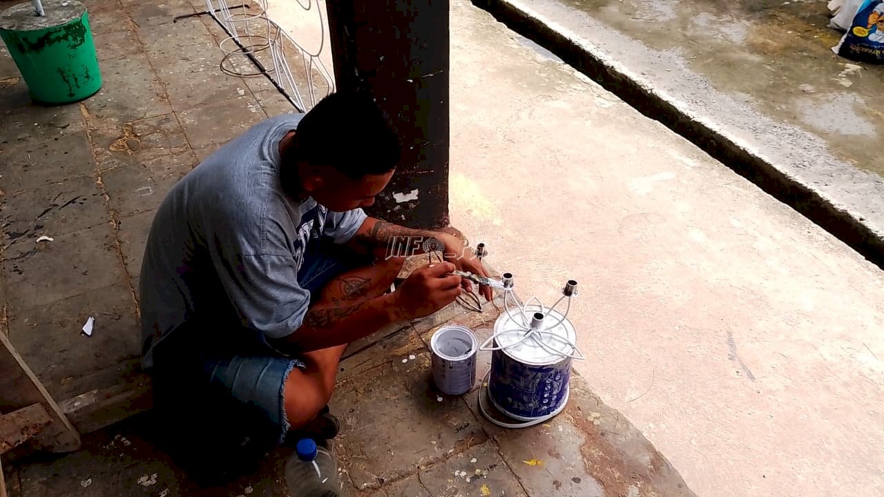 Lampu Hias dari Limbah Bangunan, Karya Kreatif Warga Binaan Rutan Ambon