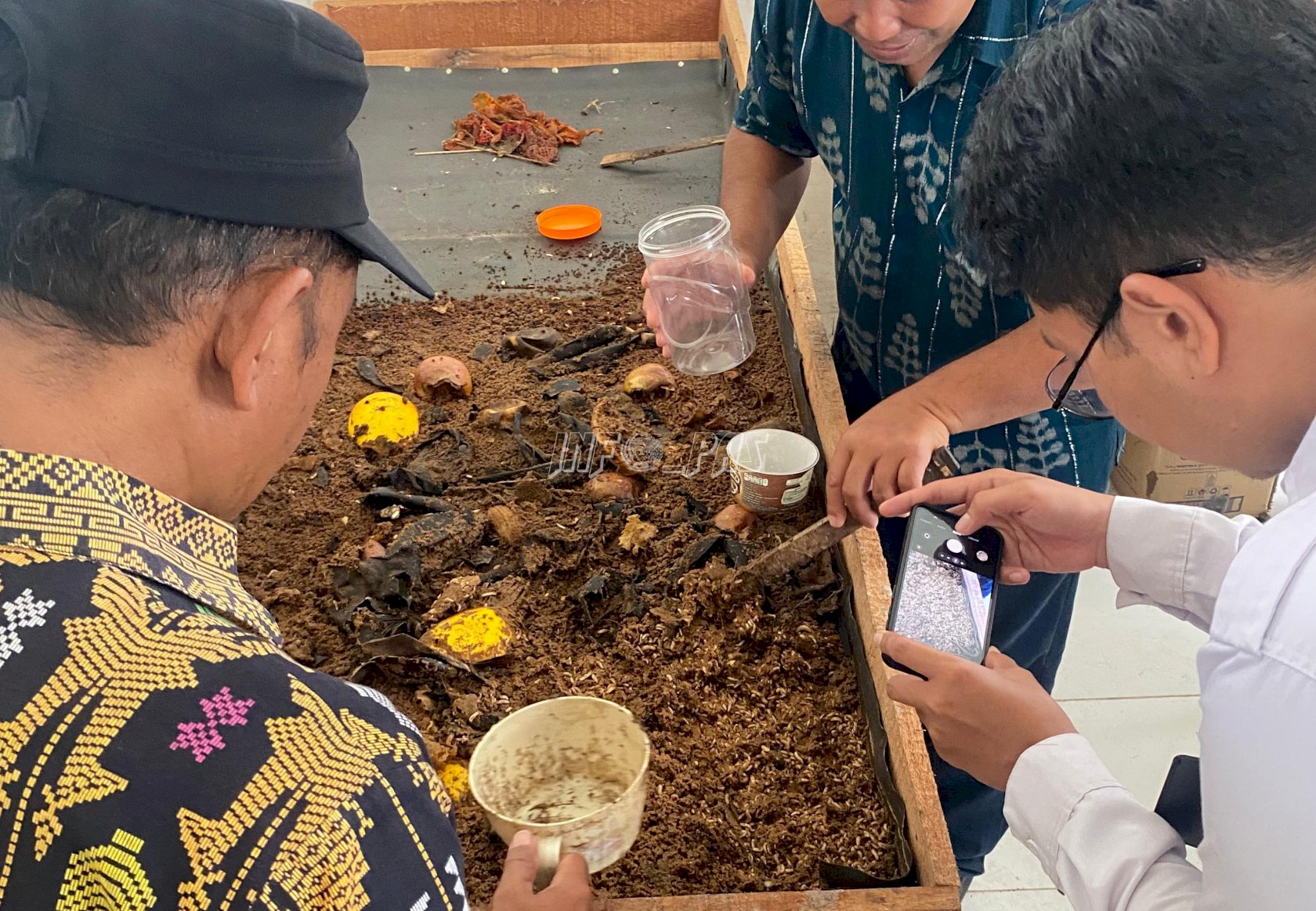 Rutan Palu Tiru Budidaya Maggot di Bank Sampah Induk untuk Program Kemandirian Warga Binaan