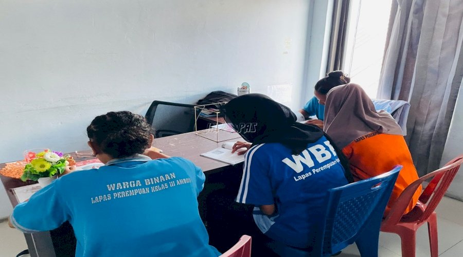 Warga Binaan Lapas Perempuan Ambon Gali Wawasan Baru lewat Membaca