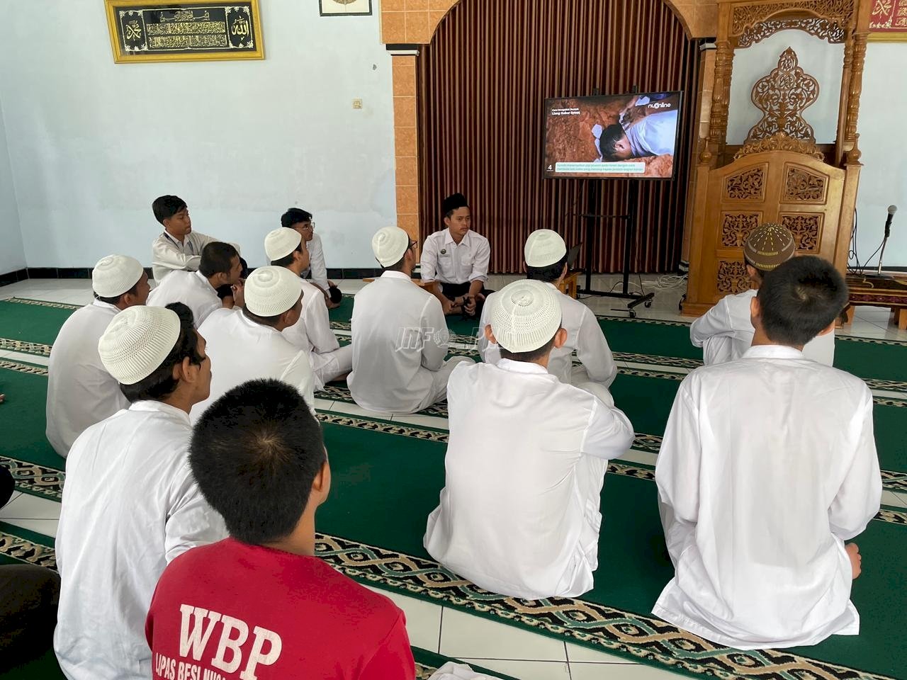 Majelis Taklim Lapas Besi Bekali Warga Binaan Fikih Perawatan Jenazah