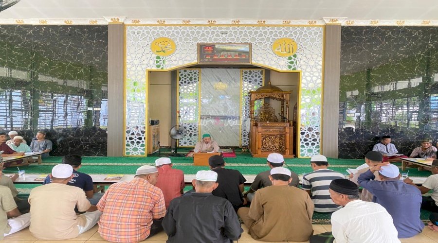 Warga Binaan Lapas Narkotika Karang Intan Ikuti Pembacaan Salawat dan Pengajian Ilmu Fiqih