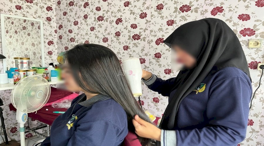 Lapas Perempuan Martapura Kembangkan Program Kemandirian melalui Pelatihan Salon Kecantikan