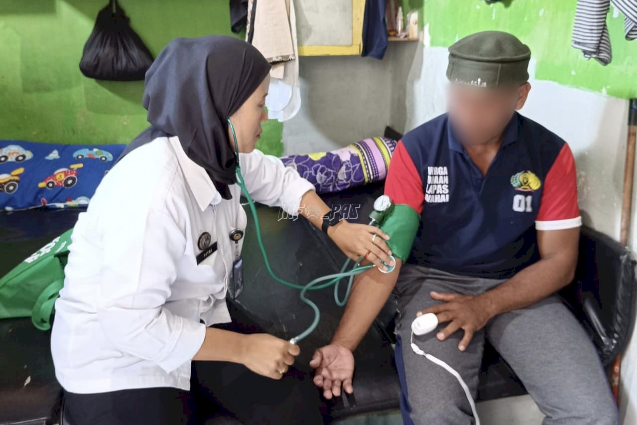Deteksi Dini Kesehatan Warga Binaan, Lapas Wahai Intensifkan Program Perling
