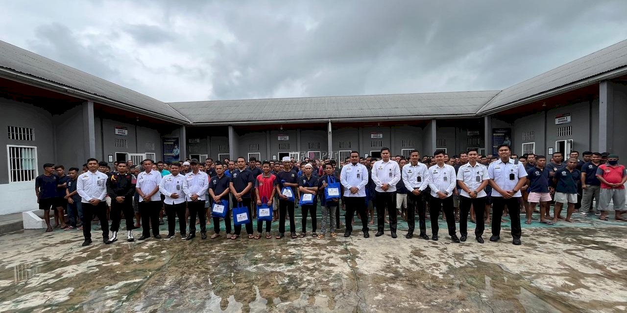 IMIPAS Peduli, Lapas Dharmasraya Salurkan Paket Sembako kepada Warga Binaan