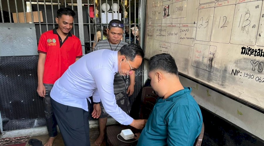 Turun Langsung ke Blok Hunian, Tim Kesehatan Lapas Jambi Pantau Kesehatan Warga Binaan