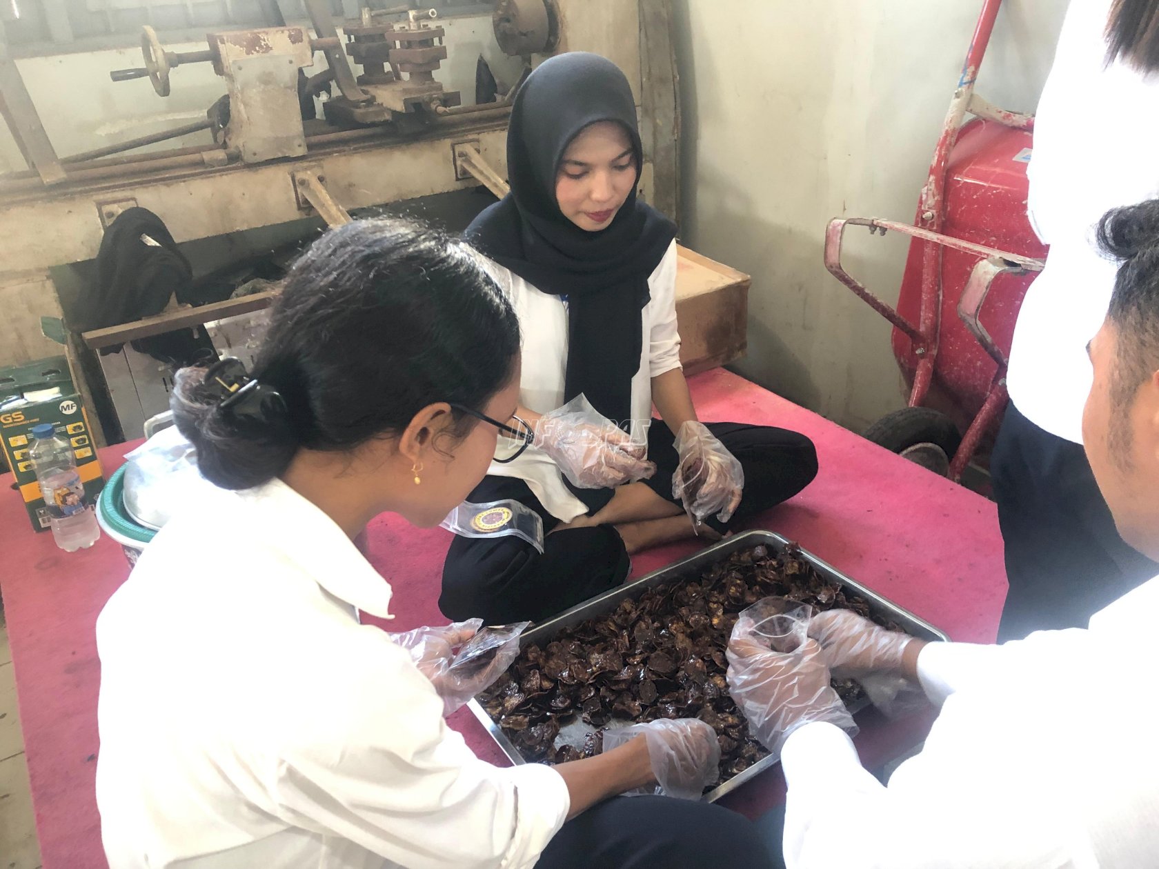 Kolaborasi Kreatif, Warga Binaan Lapas Ambon Kembangkan Keripik Pisang Aneka Rasa