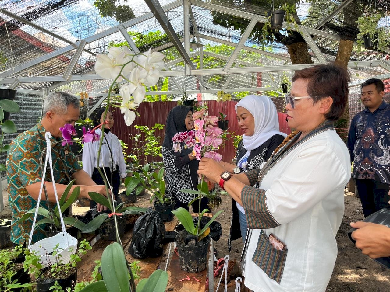 Lapas Perempuan Martapura Jajaki Pelatihan Pembibitan Anggrek bersama DPD PAI Kalsel