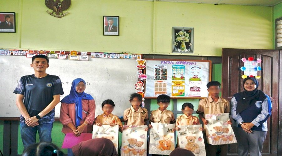 Baksos Lapas Tanjungpandan, Lunasi Uang Komite dan Salurkan Perlengkapan Sekolah