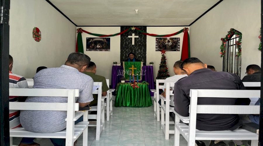 Lapas Wahai Gelar Ibadah Adventus Terakhir, Warga Binaan Siap Sambut Hari Natal 2025