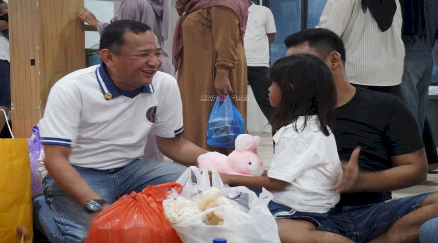Lapas Narkotika Karang Intan Bagikan Mainan untuk Anak Warga Binaan dan Gelar Market Day