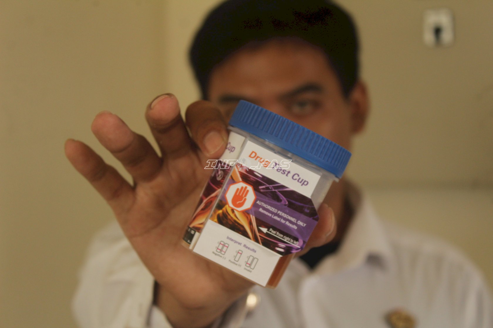 Komitmen Bersih Narkoba, Seluruh Pegawai Kanwil Ditjenpas Kalbar Jalani Tes Urine