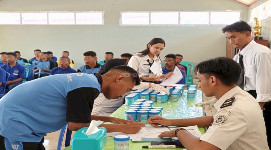 Rutan SoE Tegaskan Komitmen Bersih dari Narkoba melalui Tes Urine