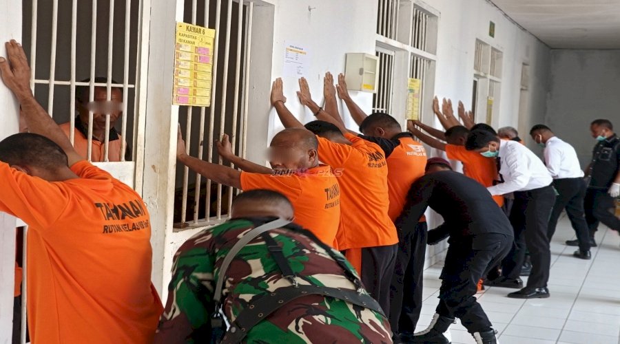 Gandeng TNI–Polri, Rutan SoE Gelar Razia Gabungan di Empat Blok Hunian