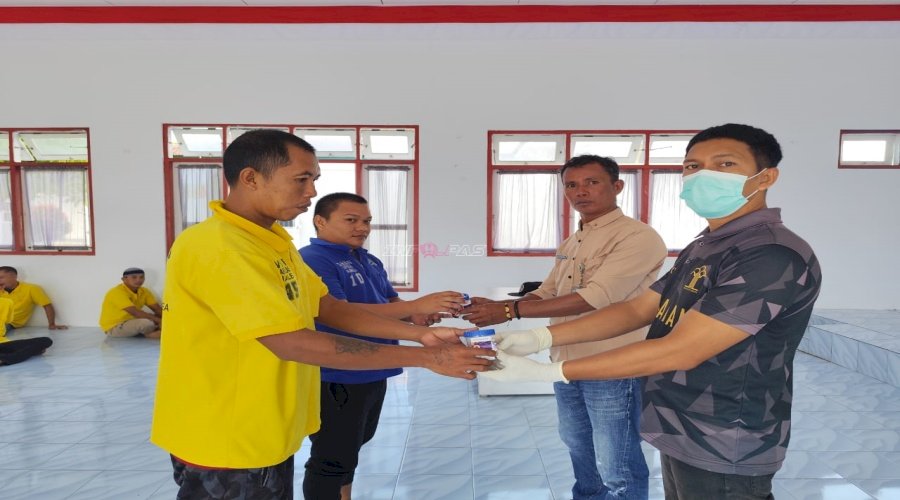 Teguhkan Komitmen Bersinar, Lapas Namlea Kembali Gelar Tes Urine Warga Binaan Narkotika