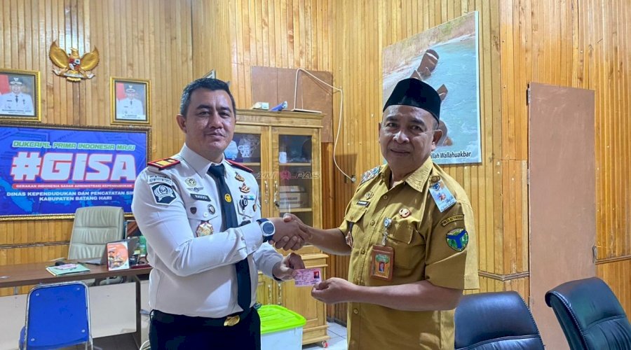 Pastikan Hak Sipil Anak Binaan, LPKA Muara Bulian Terima KIA dari Dinas Kependudukan dan Pencatatan Sipil Kab. Batang Hari