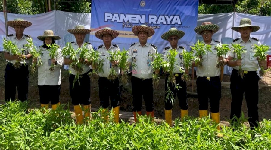Panen Raya Ketahanan Pangan Pemasyarakatan, Lapas Kotabaru Panen Kangkung dan Lele