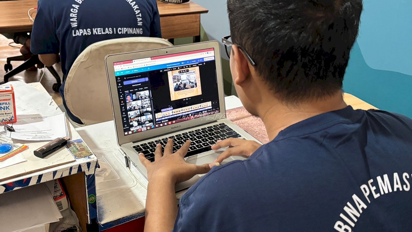 Pembinaan Kemandirian Berbasis Digital, Lapas Cipinang Latih Warga Binaan Editing Konten
