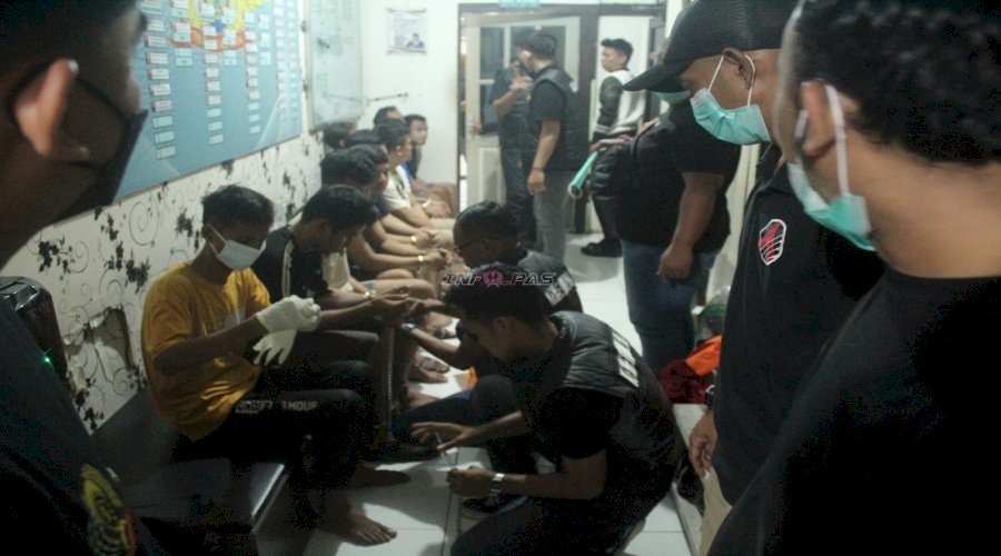 Kanwil Ditjenpas Kalbar Pantau Proses Pemindahan Warga Binaan dari Rutan Pontianak ke Lapas Pontianak