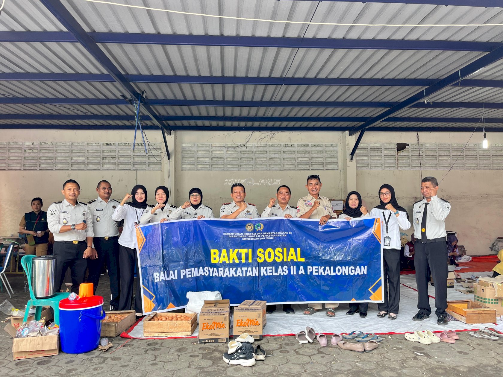 Bapas Pekalongan Salurkan Bantuan Sembako bagi Warga Terdampak Banjir