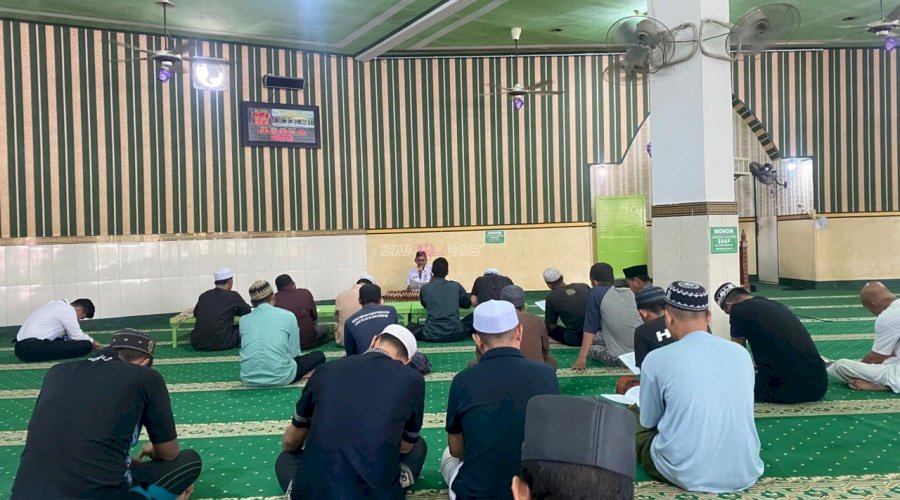 Warga Binaan Lapas Banjarmasin Ikuti Kajian Keutamaan Membaca Al-Qur’an di Bulan Ramadan