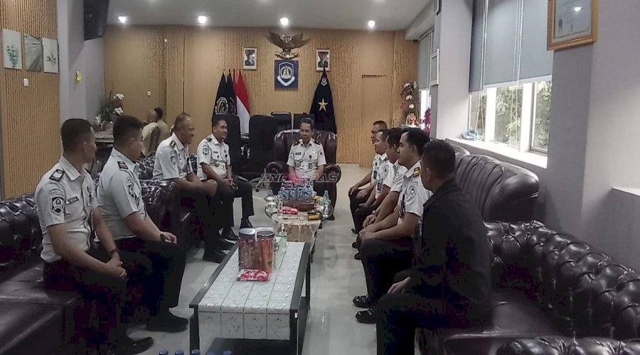 Dari Balik Tembok Lapas, Produk Warga Binaan Lapas Kelas I Tangerang Kini Hadir di Lounge Imigrasi