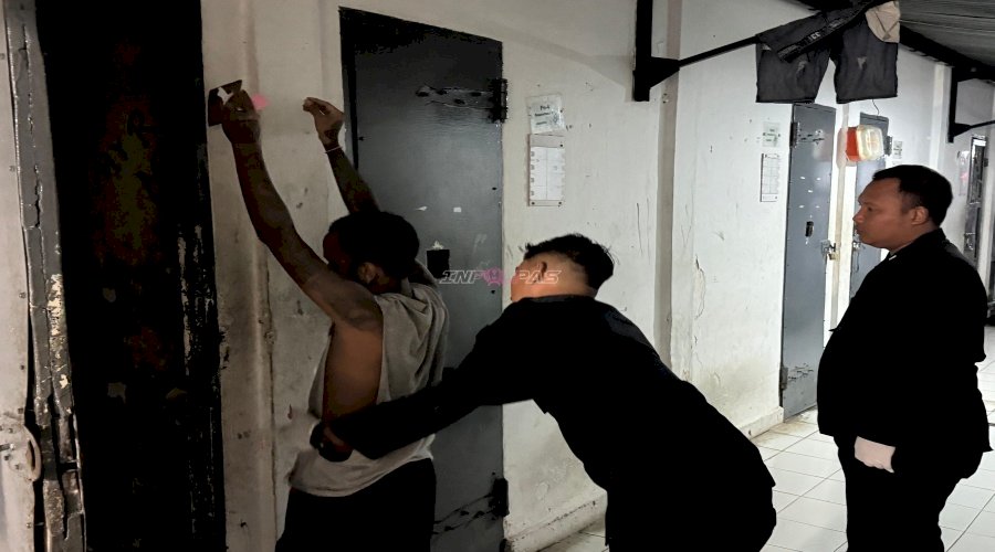 Razia Malam Digencarkan, Lapas Kelas I Madiun Pastikan Kondisi Kamar Hunian Tetap Kondusif