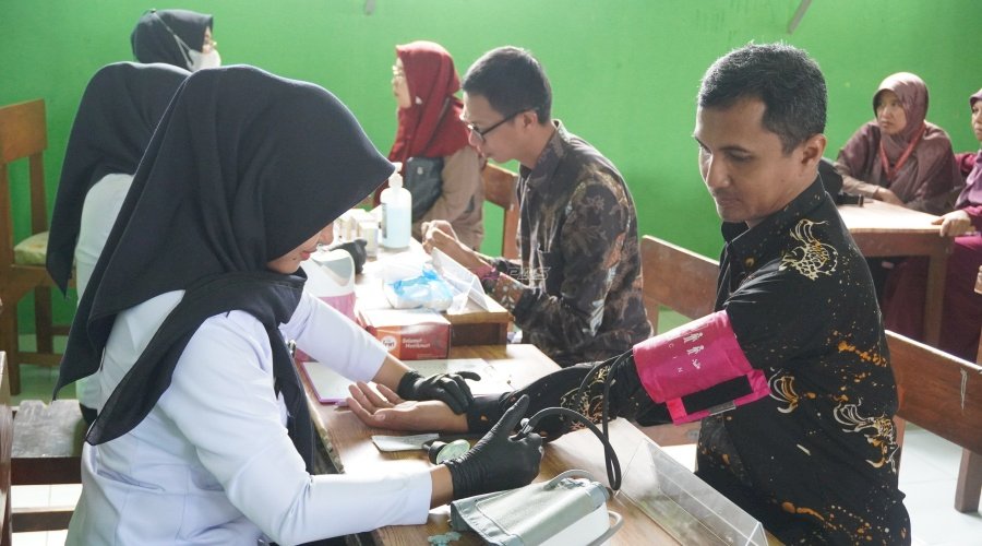 Peduli Kesehatan Masyarakat, Rutan Magetan Hadirkan Pemeriksaan Kesehatan Gratis di SDN Magetan 1
