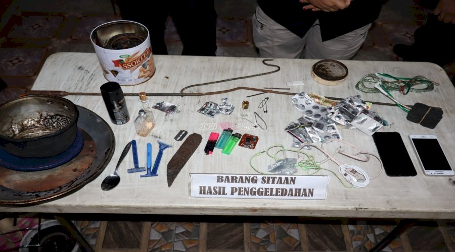 Jelang Ramadan, Lapas Ambon Bersama Kanwil Ditjenpas Maluku dan APH Gelar Razia Hunian