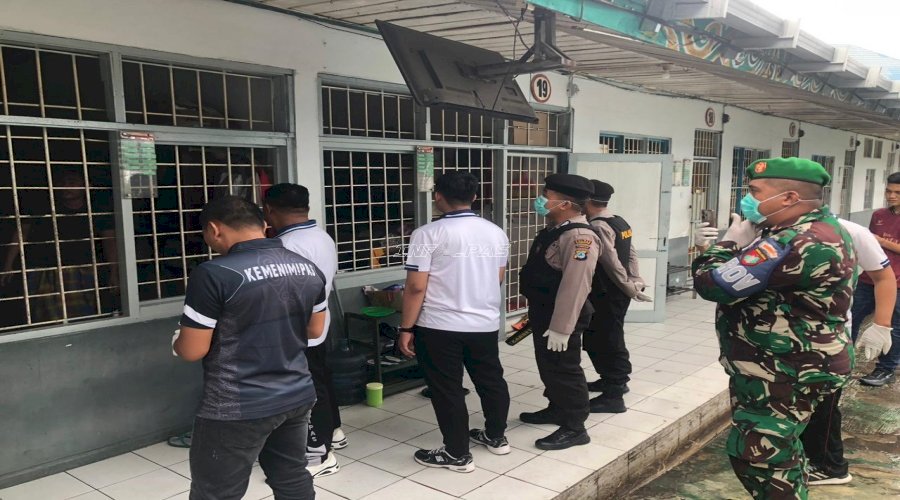 Sambut Ramadan, Lapas Amuntai Tingkatkan Keamanan dengan Razia Blok Hunian